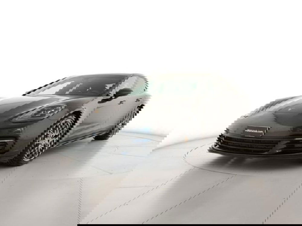 Porsche Panamera usata a Modena (2)