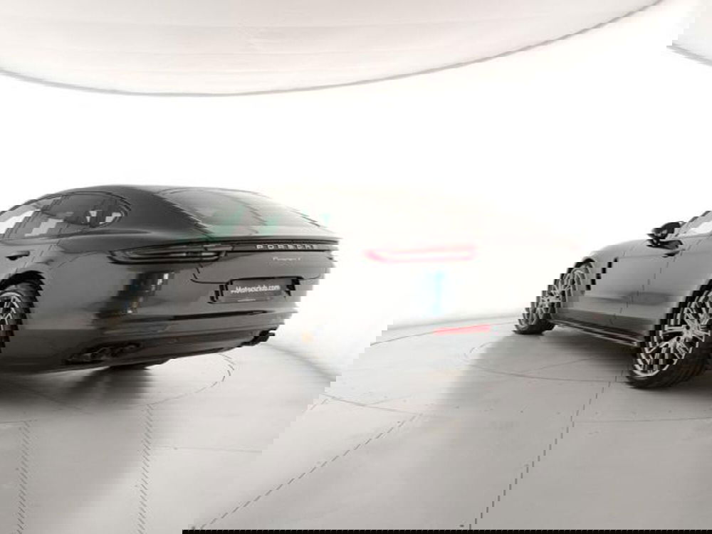 Porsche Panamera usata a Modena (3)