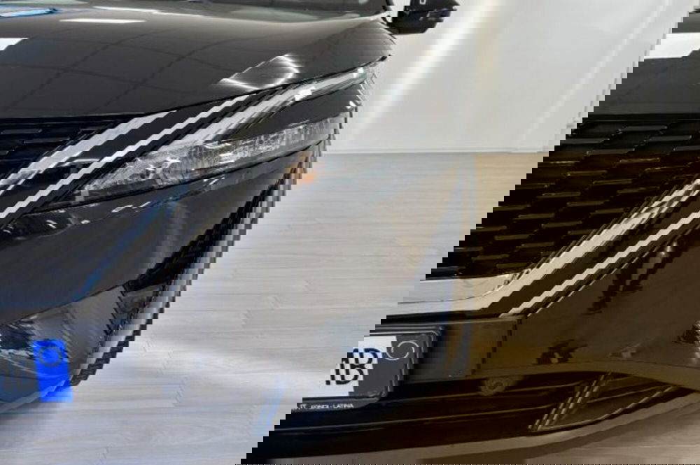 Nissan Qashqai nuova a Latina (11)