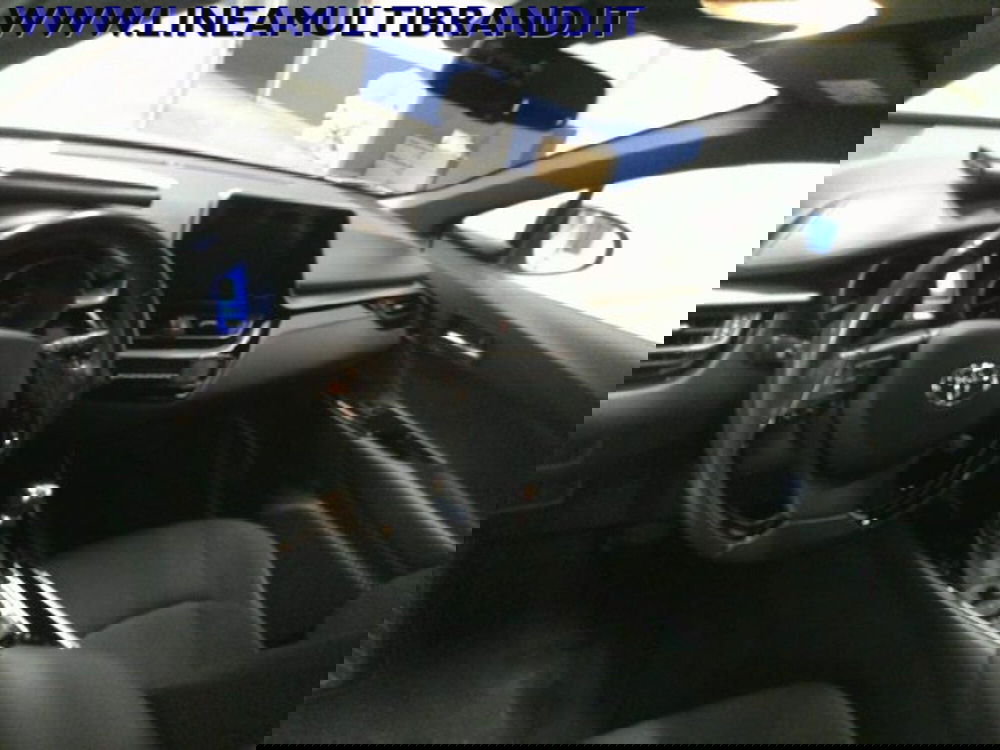 Toyota Toyota C-HR usata a Piacenza (10)