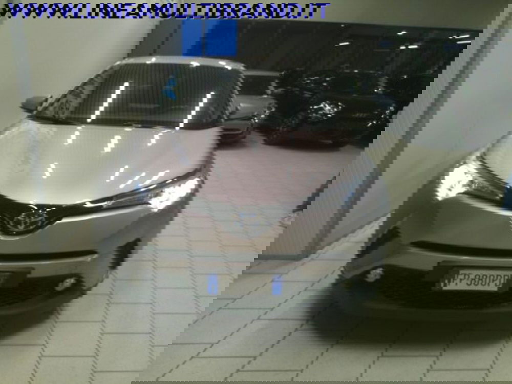 Toyota Toyota C-HR usata a Piacenza (18)