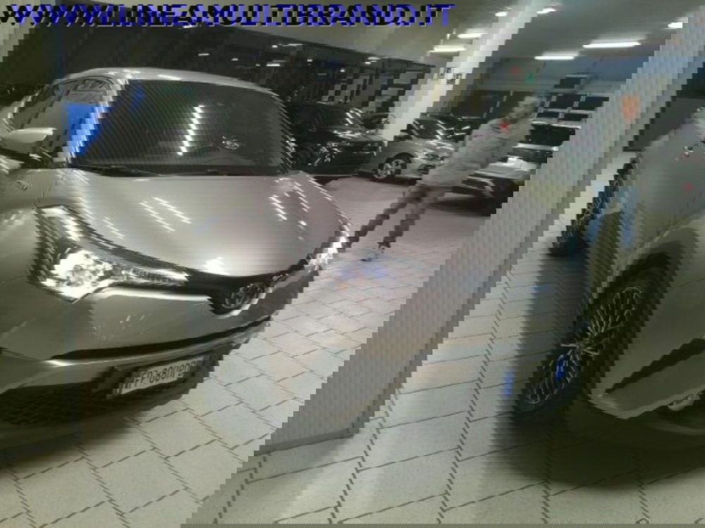 Toyota Toyota C-HR usata a Piacenza (19)