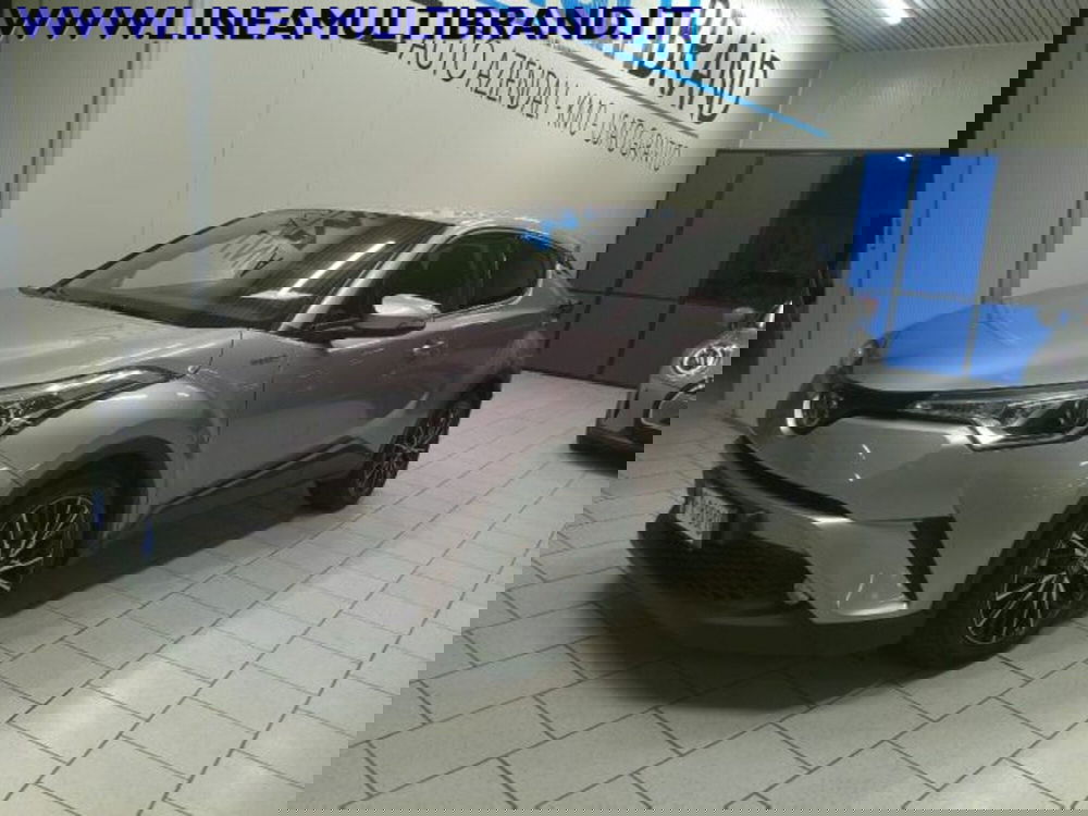 Toyota Toyota C-HR usata a Piacenza (2)