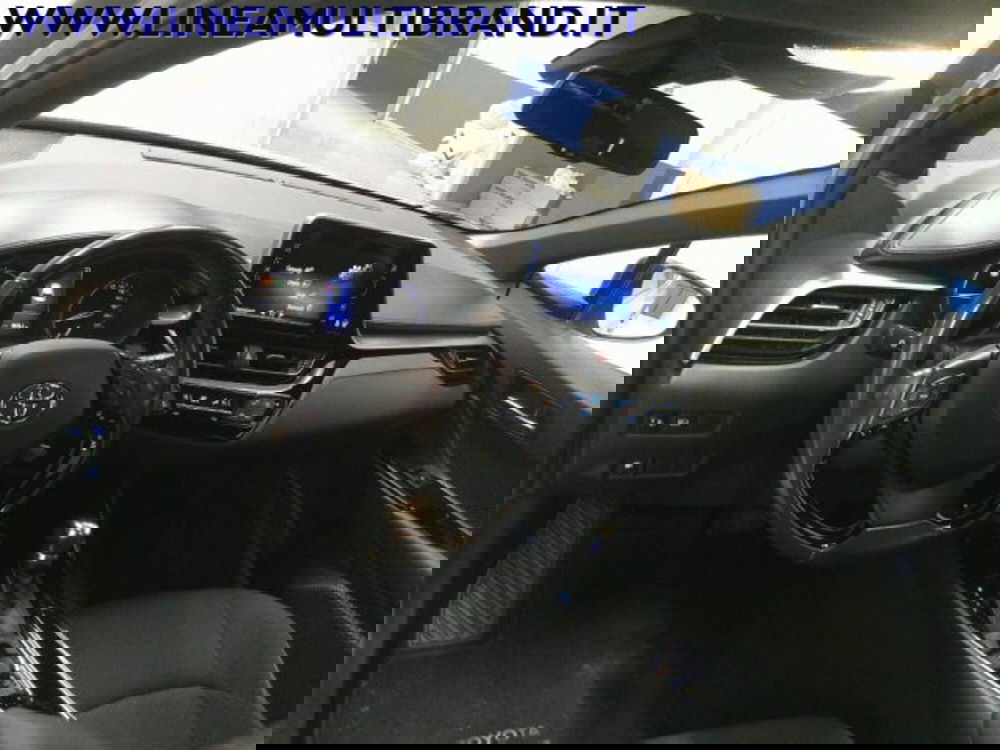 Toyota Toyota C-HR usata a Piacenza (20)