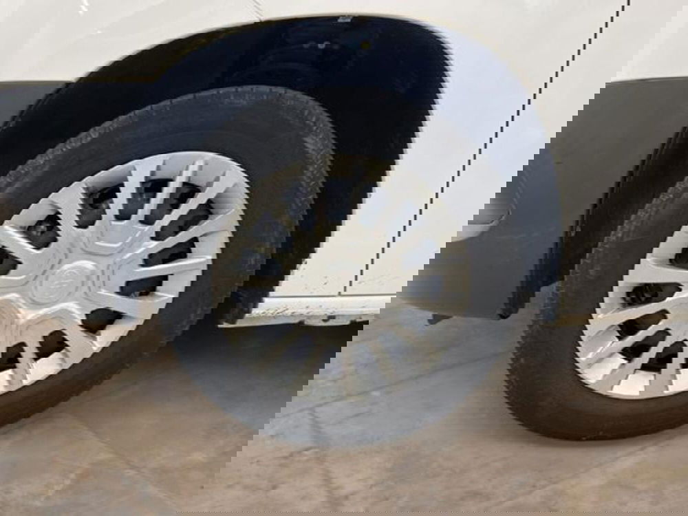 Toyota Proace City usata a Vercelli (15)