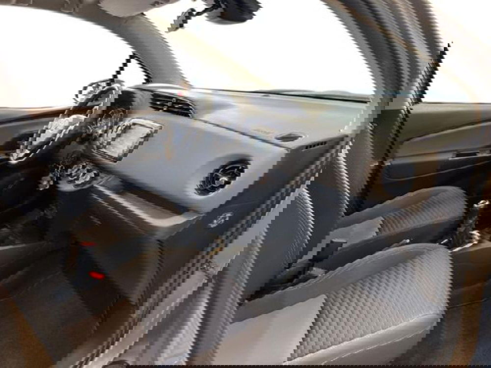 Toyota Yaris usata a Vercelli (6)