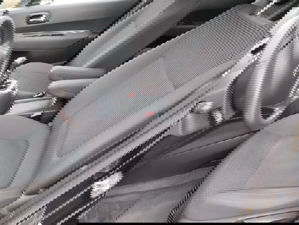 Peugeot 5008 usata a Asti (14)