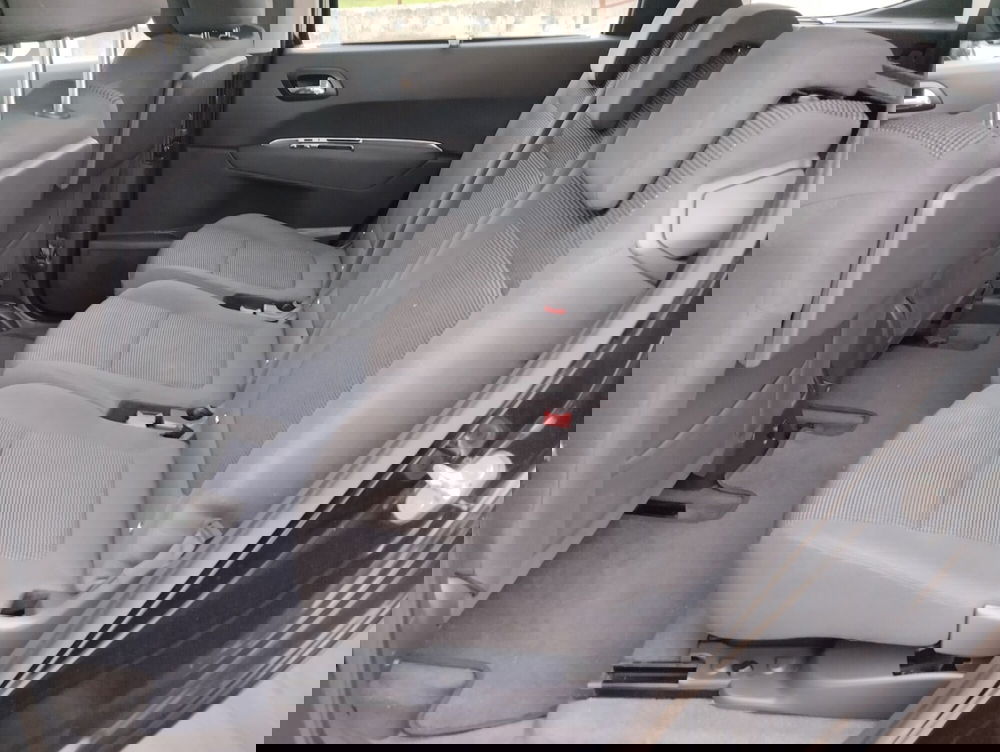 Peugeot 5008 usata a Asti (16)