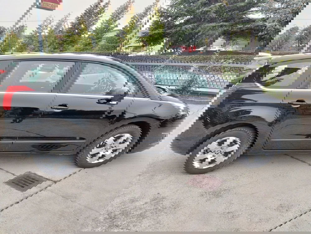 Peugeot 5008 usata a Asti (5)