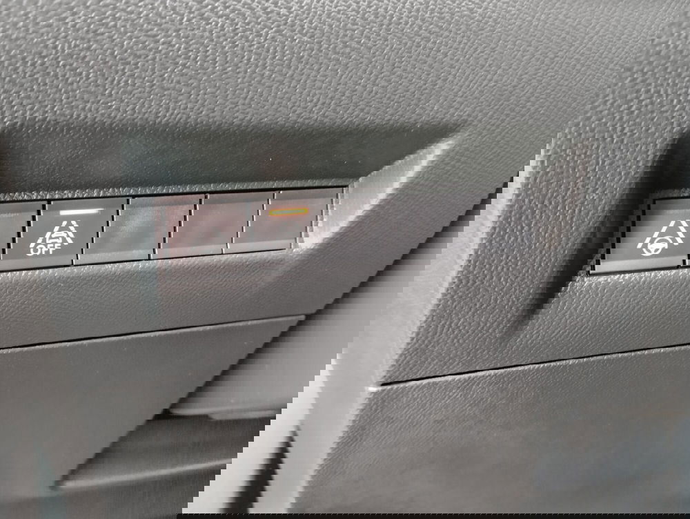 Peugeot 2008 usata a Asti (8)