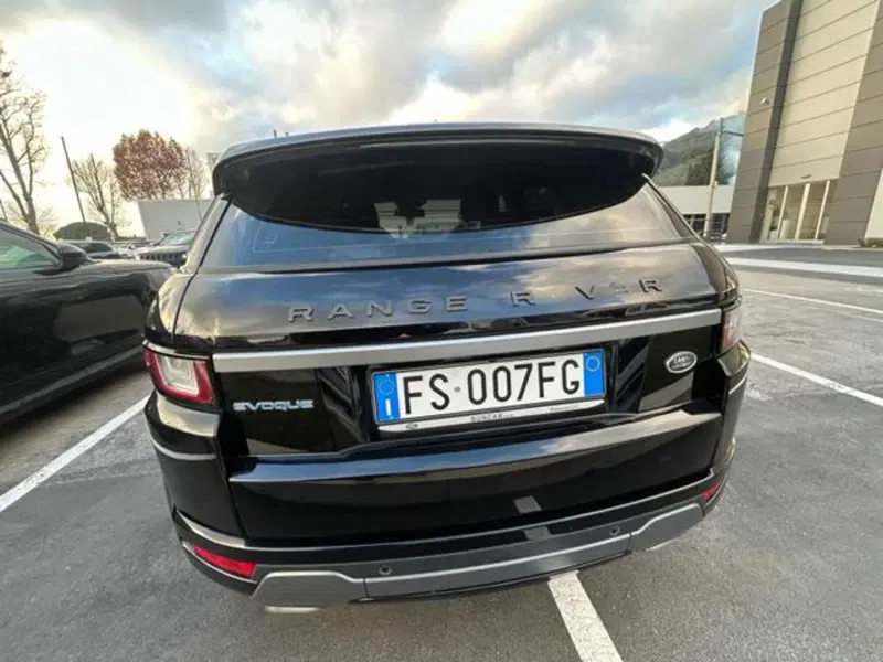 Land Rover Range Rover Evoque usata a Lucca (6)