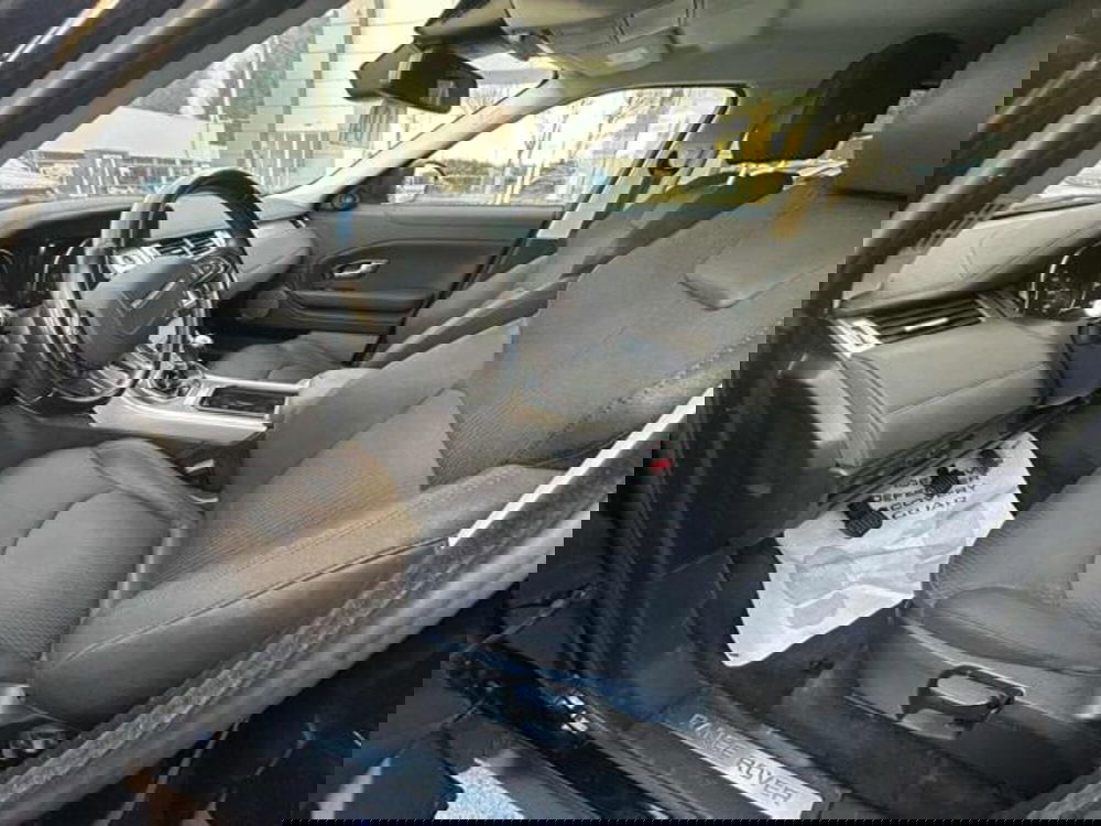 Land Rover Range Rover Evoque usata a Lucca (8)