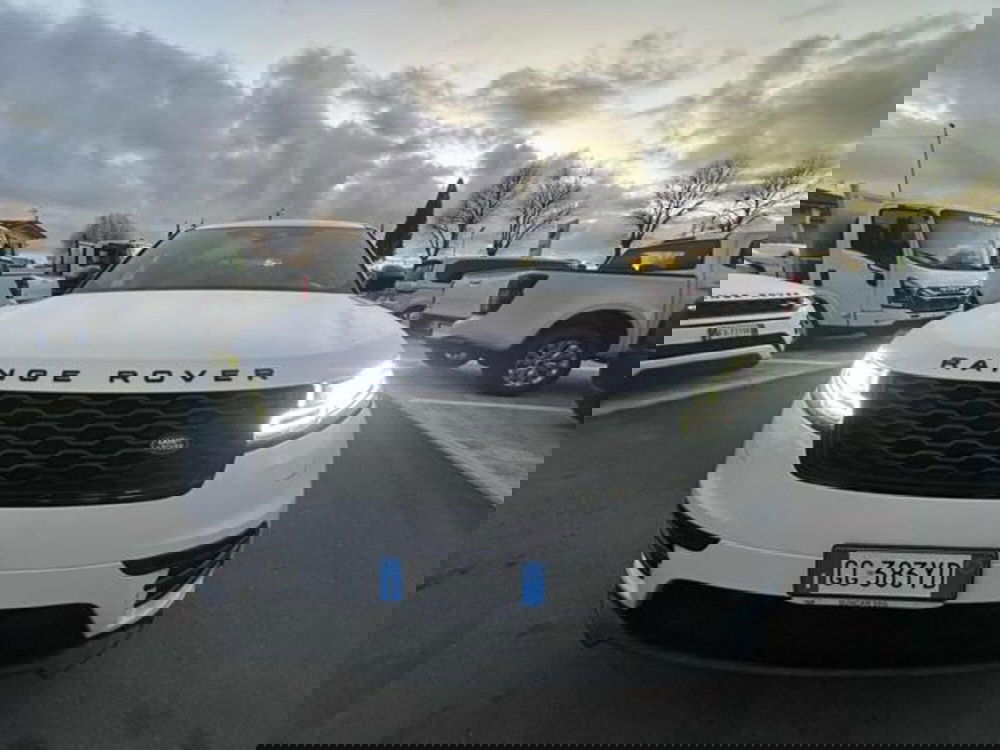 Land Rover Range Rover Velar nuova a Lucca (3)