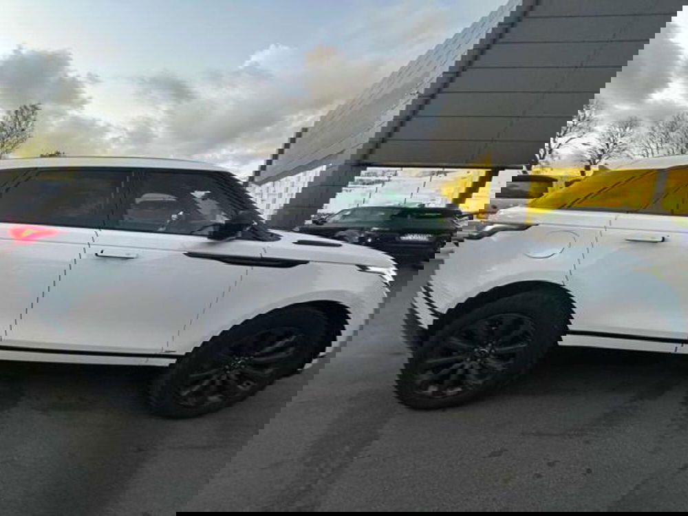 Land Rover Range Rover Velar nuova a Lucca (5)