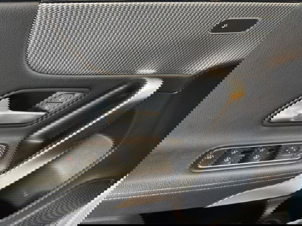 Mercedes-Benz Classe A Sedan usata a Milano (11)