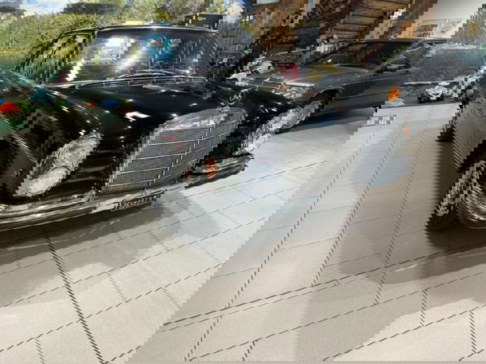 Mercedes-Benz 250 usata a Milano (3)