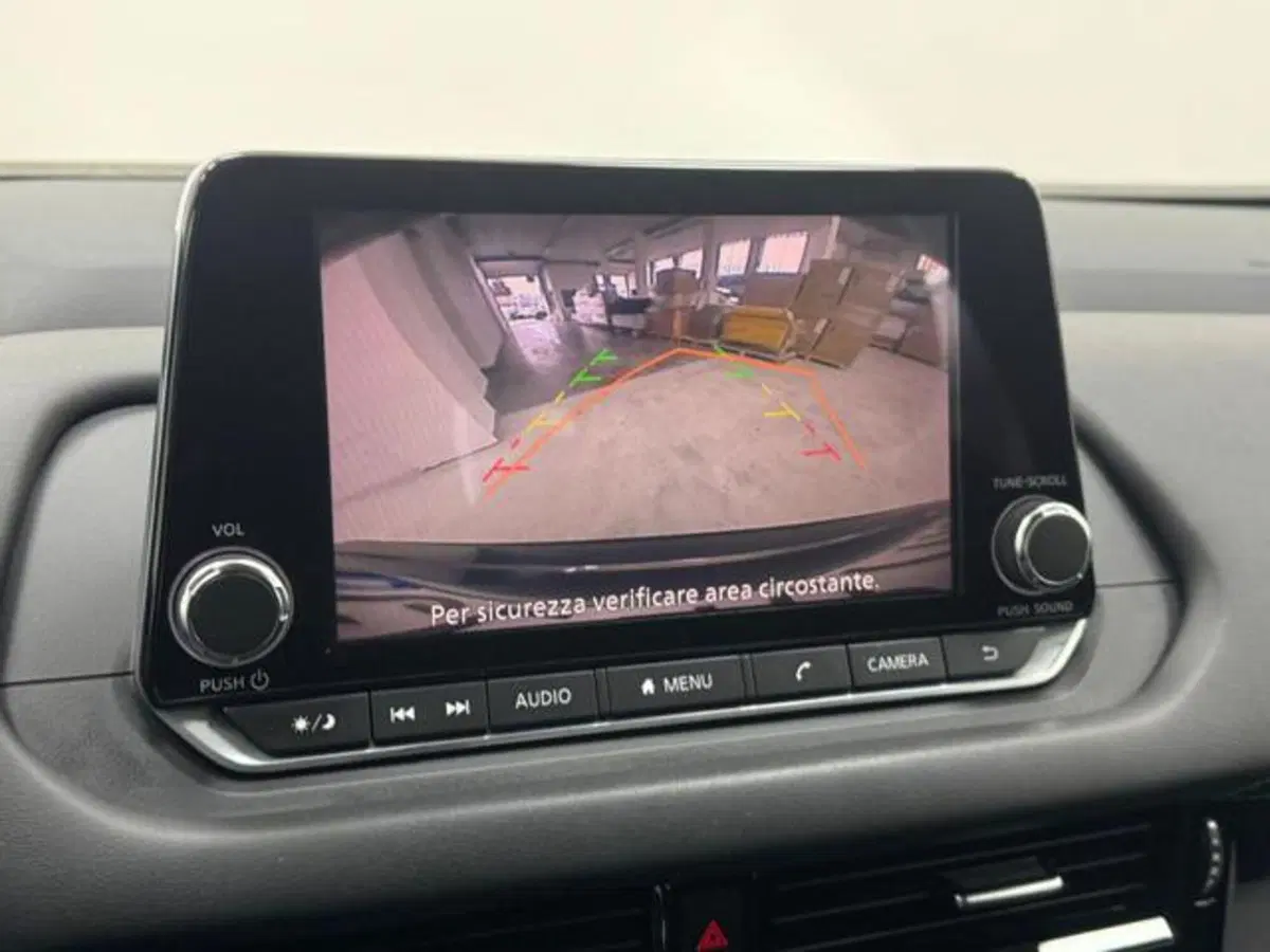 Nissan Qashqai usata a Como (17)