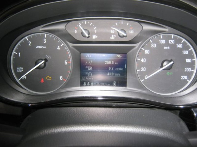 Opel Mokka usata a Fermo (12)