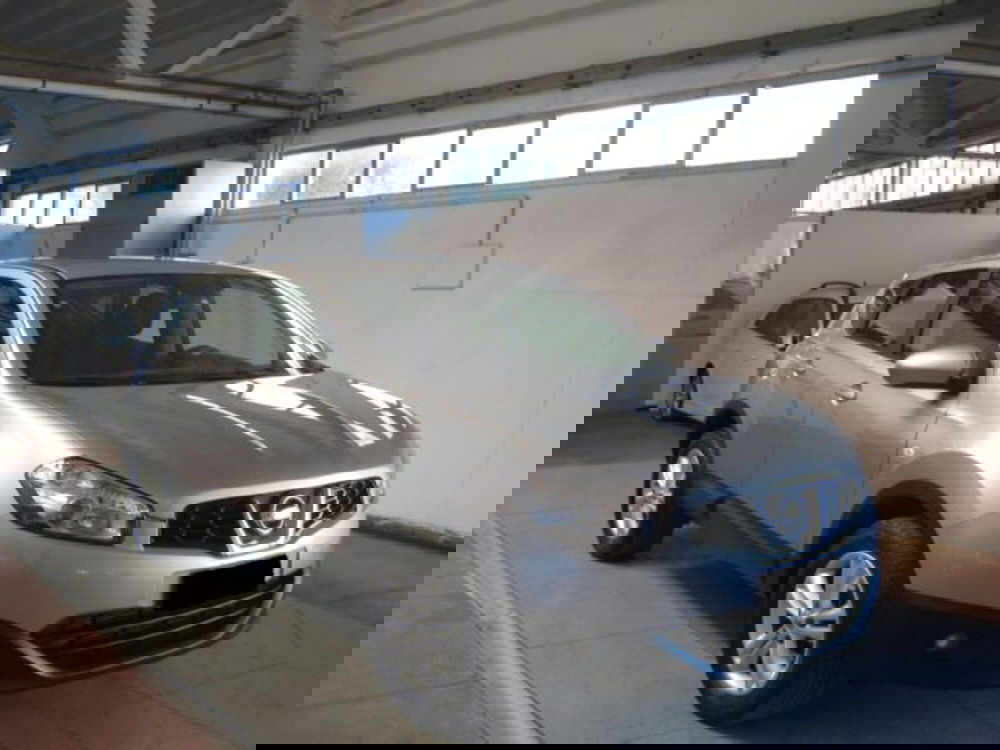 Nissan Qashqai usata a Fermo