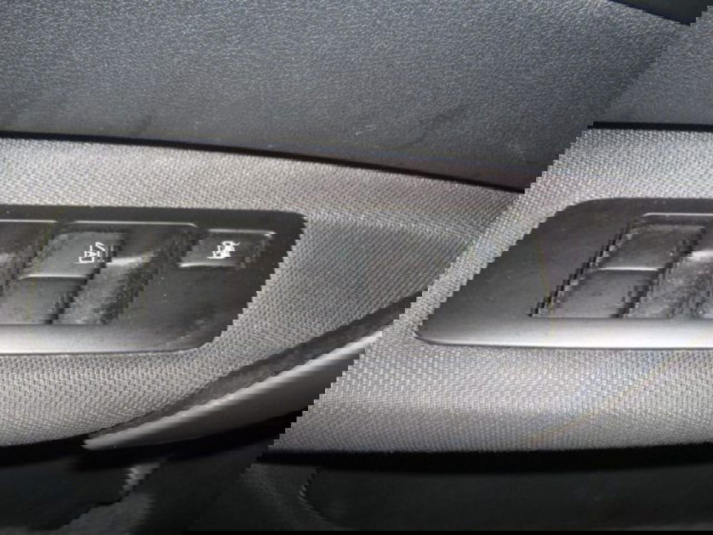 Nissan Qashqai usata a Fermo (18)