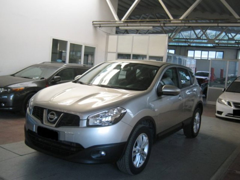 Nissan Qashqai usata a Fermo (3)