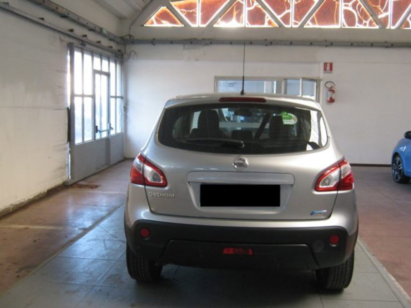 Nissan Qashqai usata a Fermo (4)