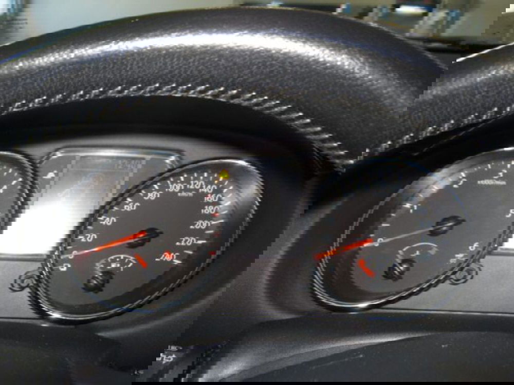 Nissan Qashqai usata a Fermo (9)