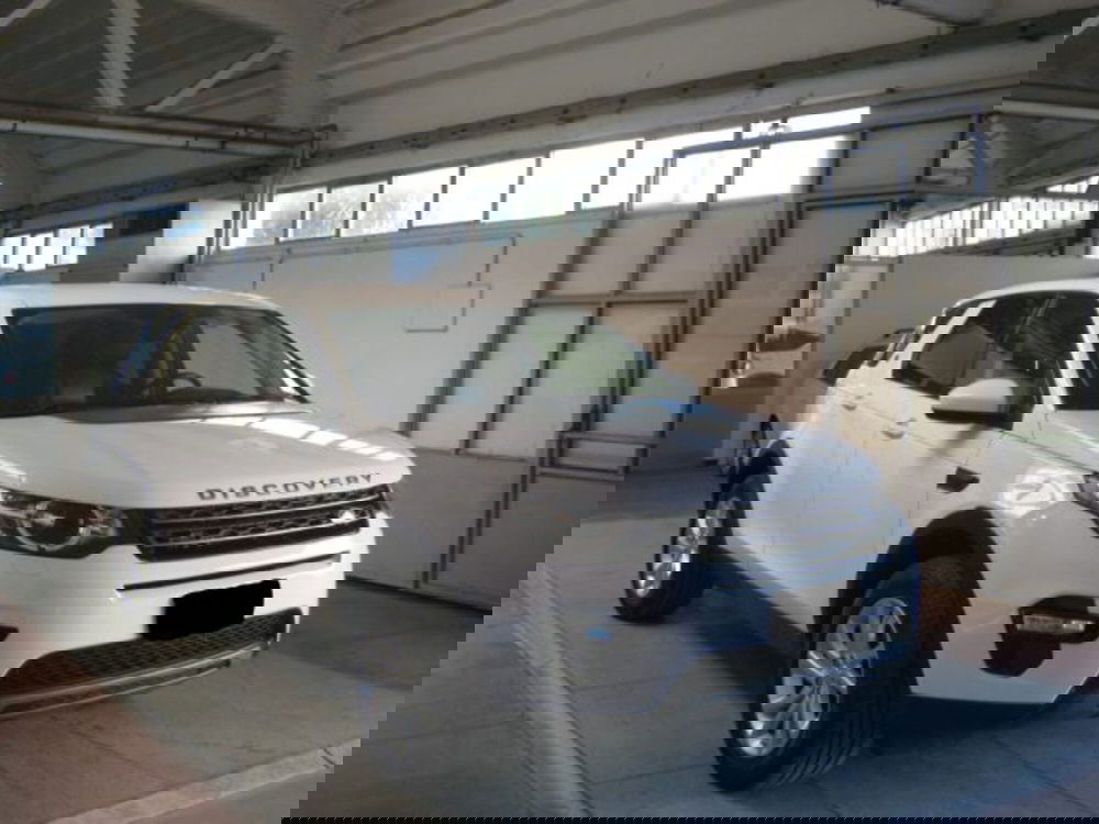 Land Rover Discovery Sport usata a Fermo