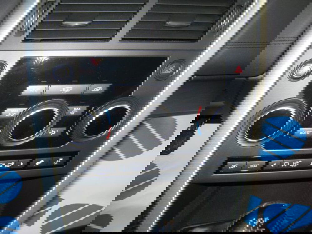 Land Rover Discovery Sport usata a Fermo (10)