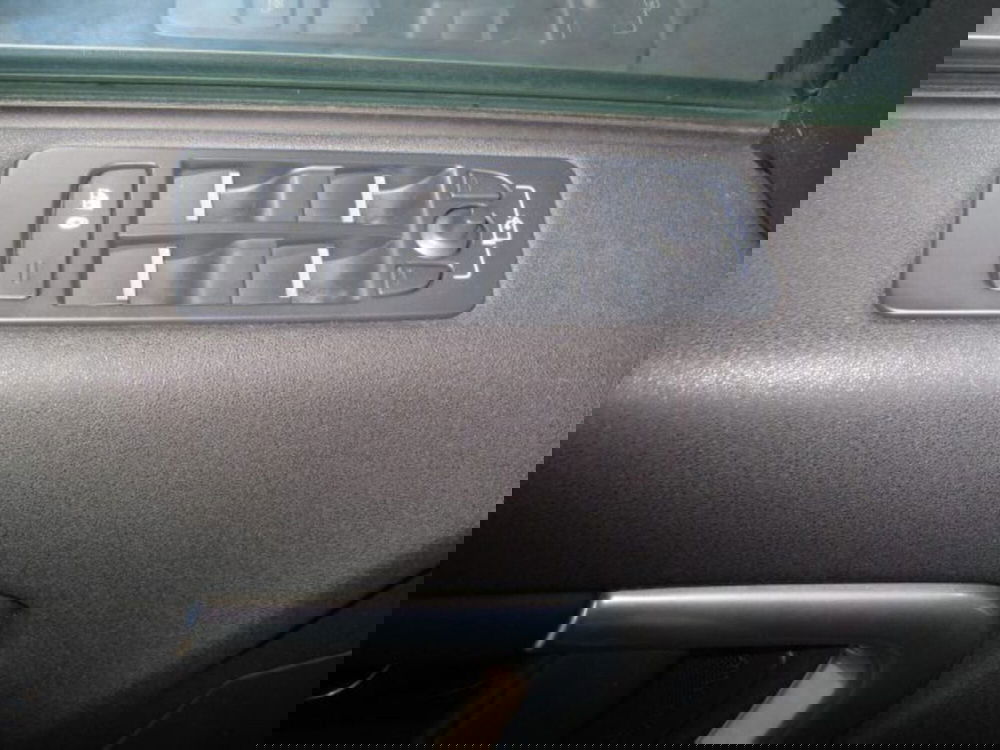 Land Rover Discovery Sport usata a Fermo (17)