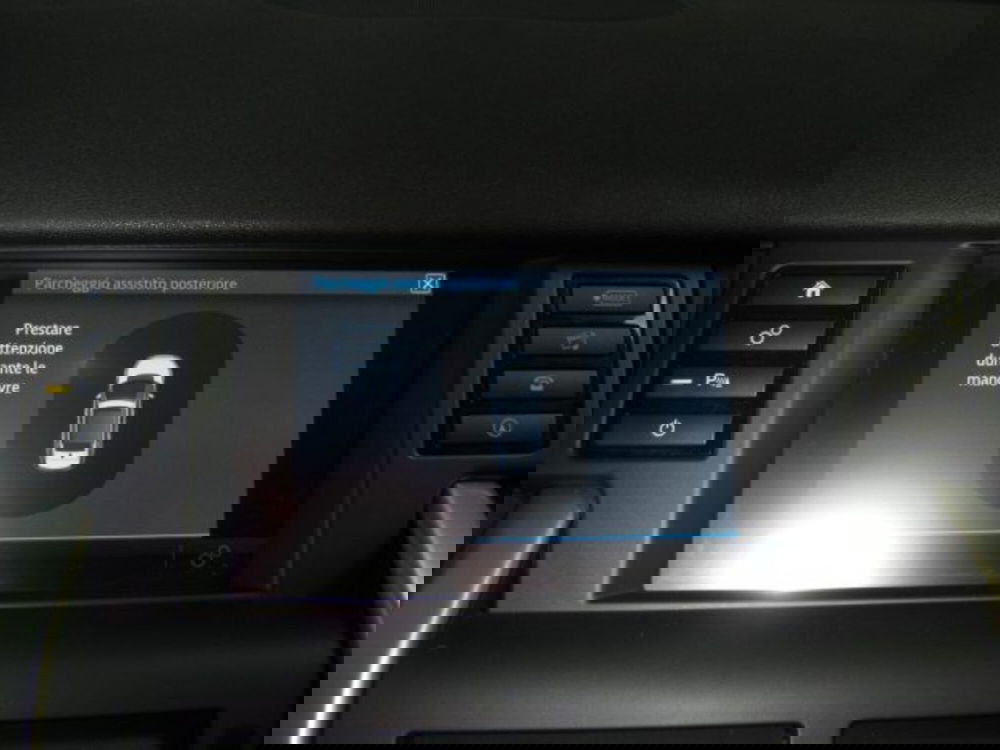 Land Rover Discovery Sport usata a Fermo (18)