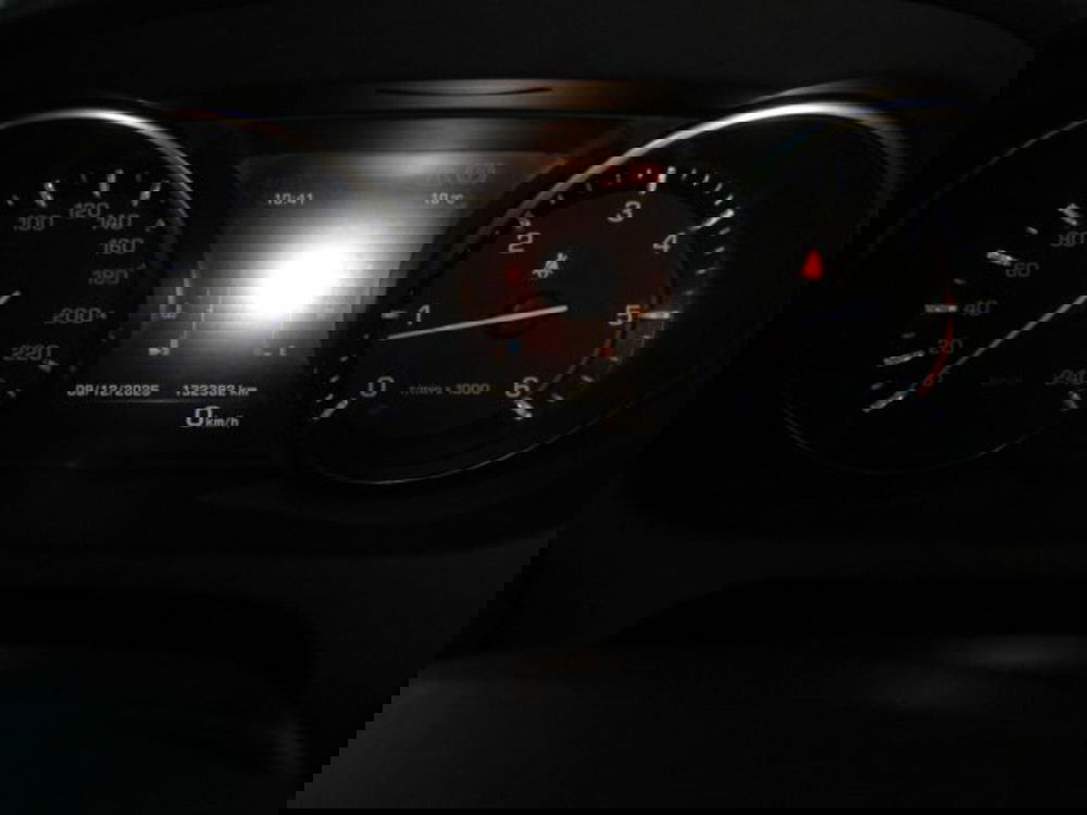 Land Rover Discovery Sport usata a Fermo (19)