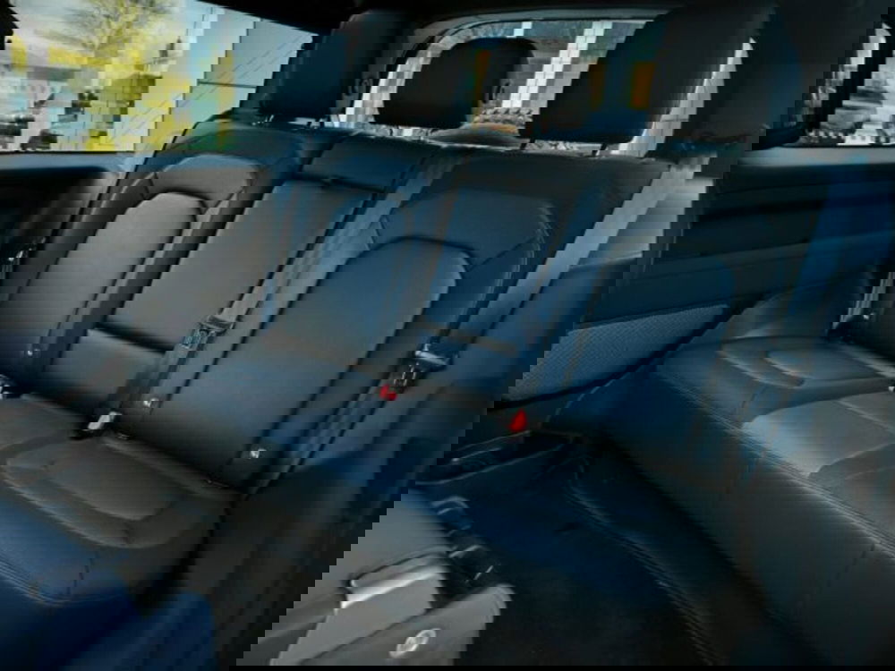 Land Rover Defender usata a Livorno (7)