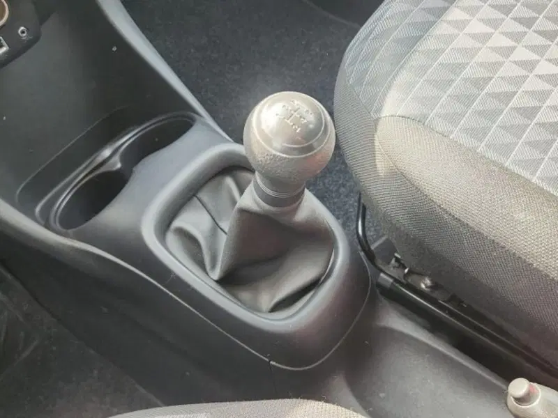 Peugeot 108 usata a Roma (15)