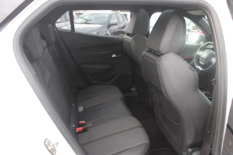 Peugeot 2008 usata a Roma (11)