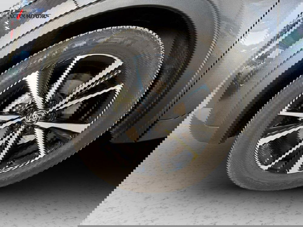 Toyota Toyota C-HR usata a Monza e Brianza (15)