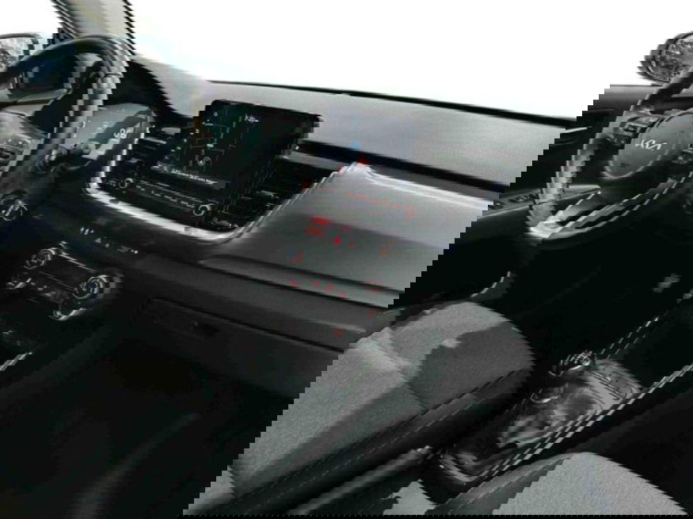 Kia Stonic usata a Catania (9)