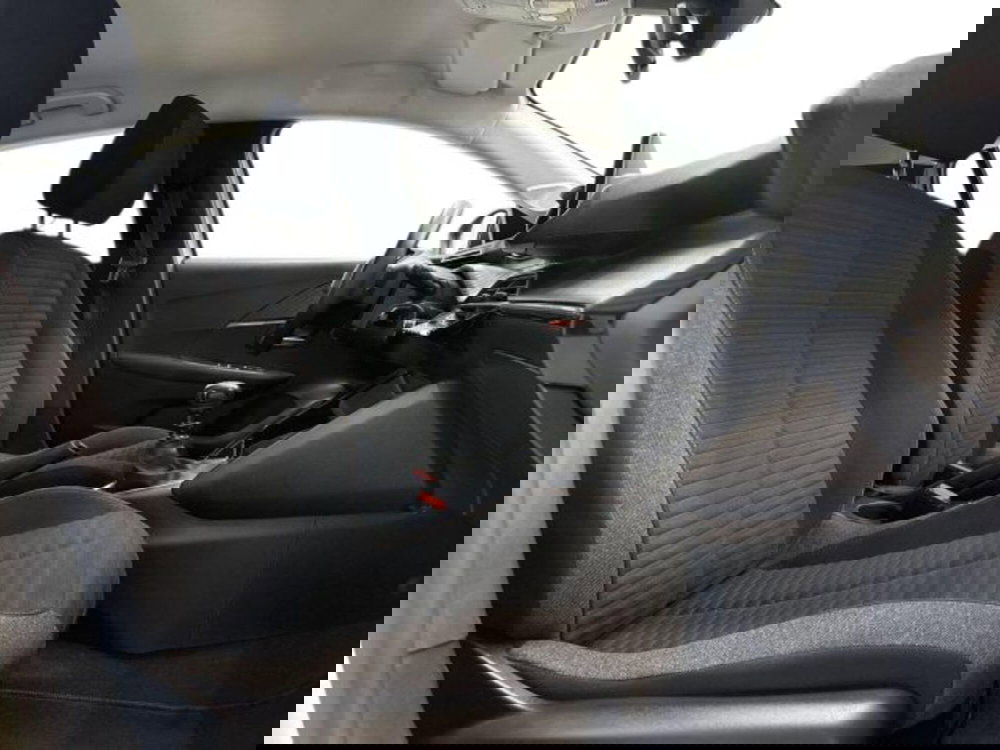 Peugeot 208 usata a Catania (10)