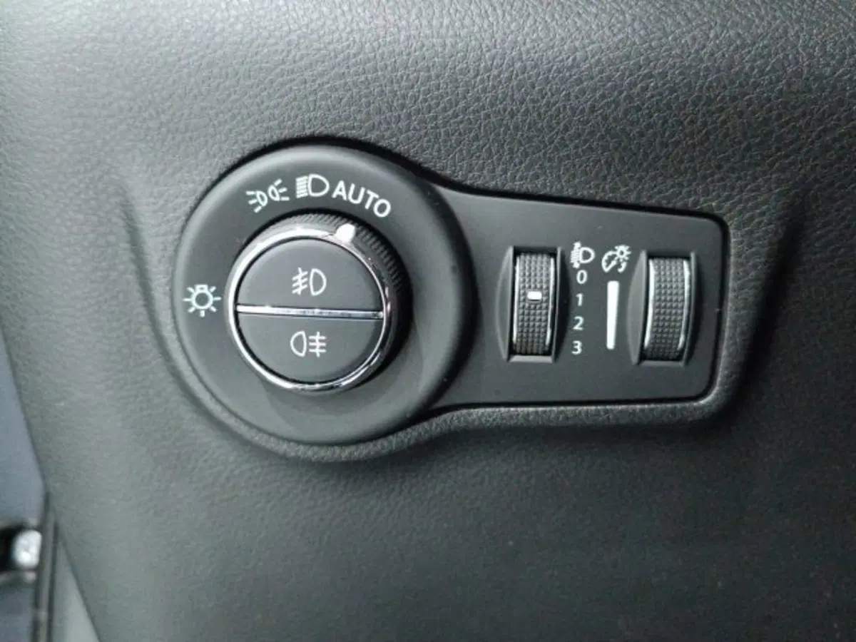 Jeep Compass usata a Catania (18)