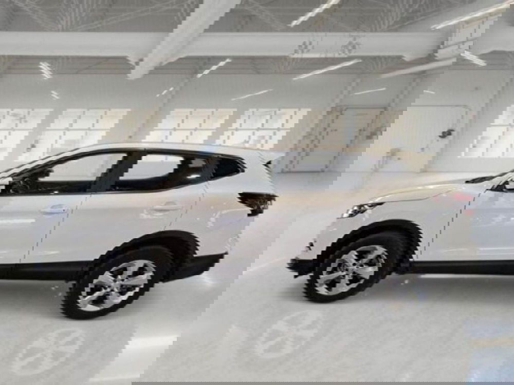 Nissan Qashqai usata a Catania (2)