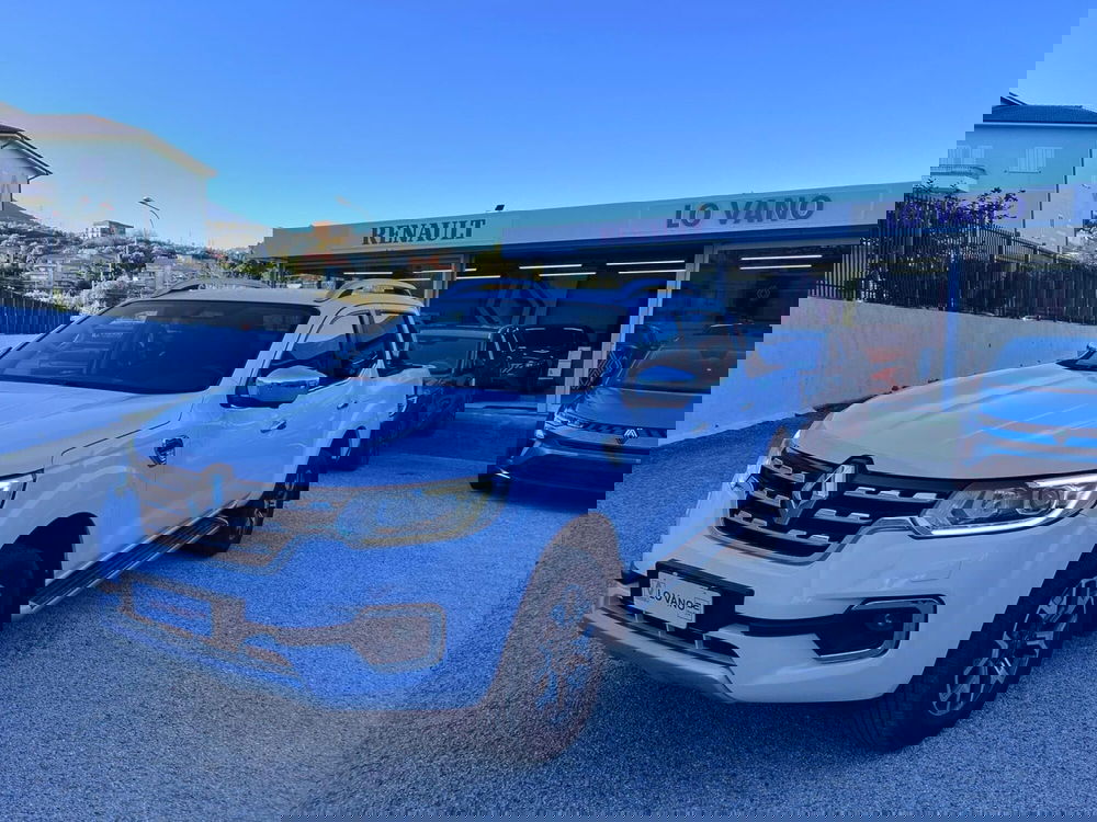 Nissan Navara usata a Messina