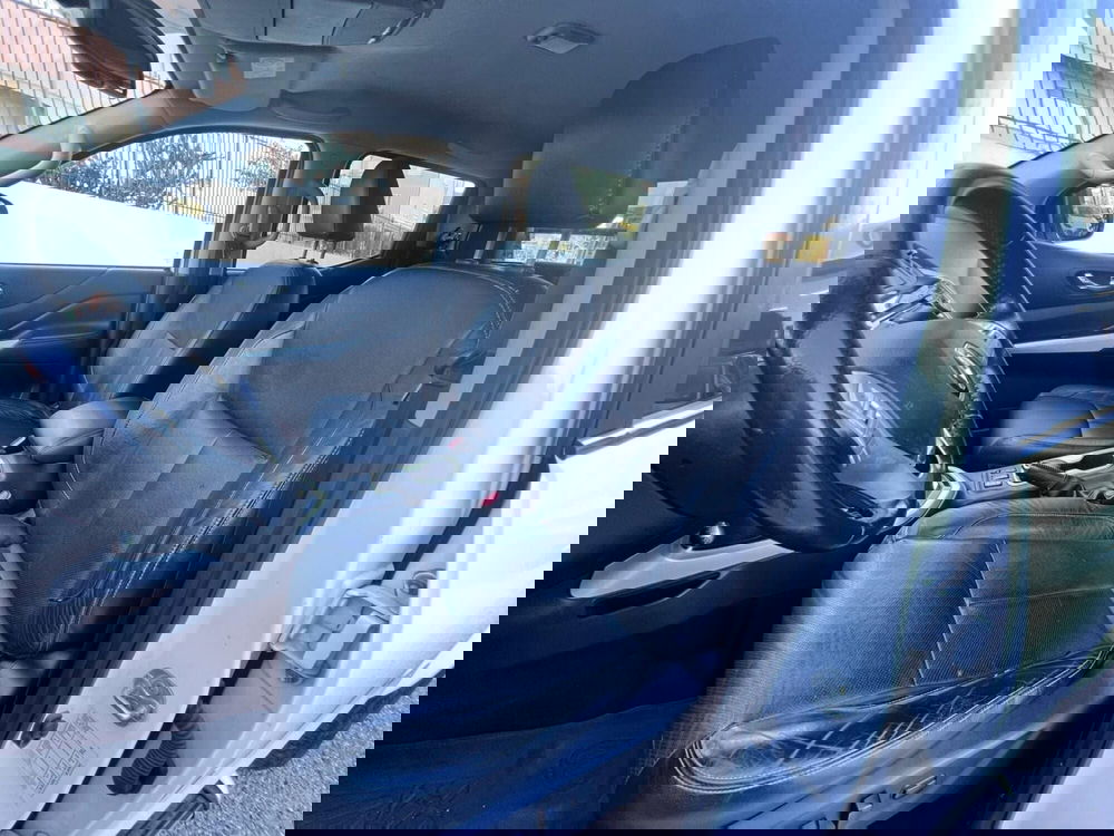 Nissan Navara usata a Messina (10)