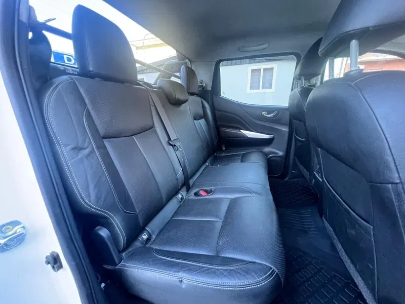 Nissan Navara usata a Messina (12)