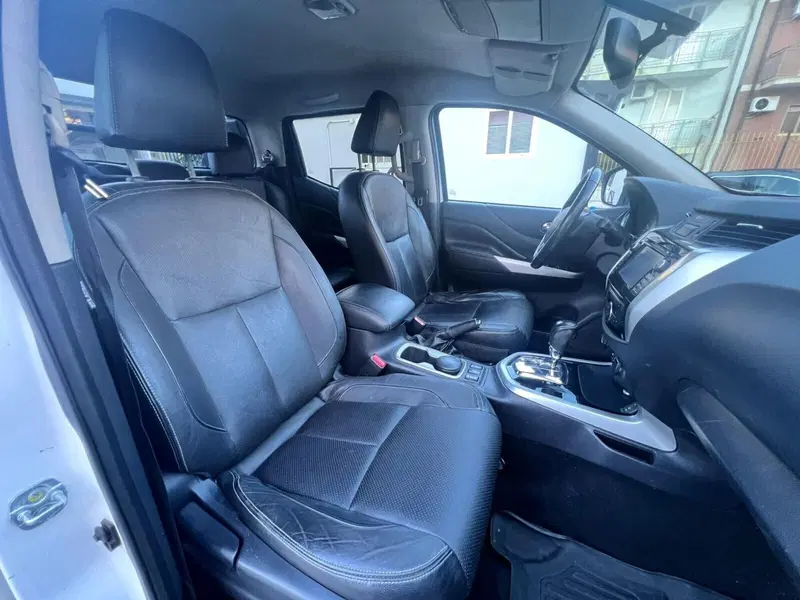Nissan Navara usata a Messina (13)