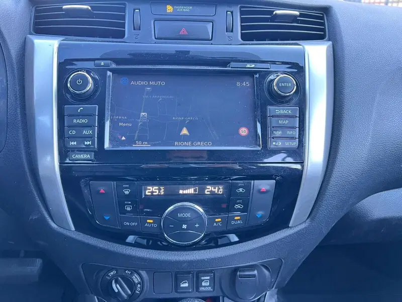 Nissan Navara usata a Messina (18)