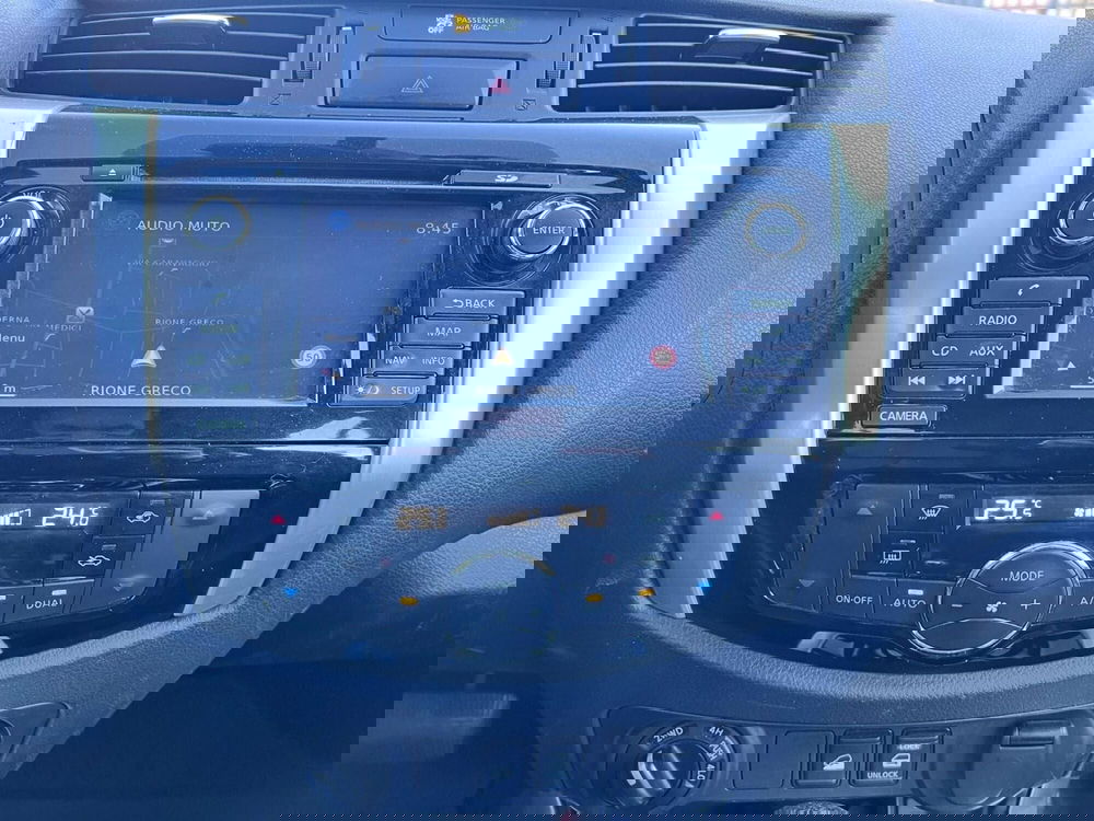 Nissan Navara usata a Messina (18)