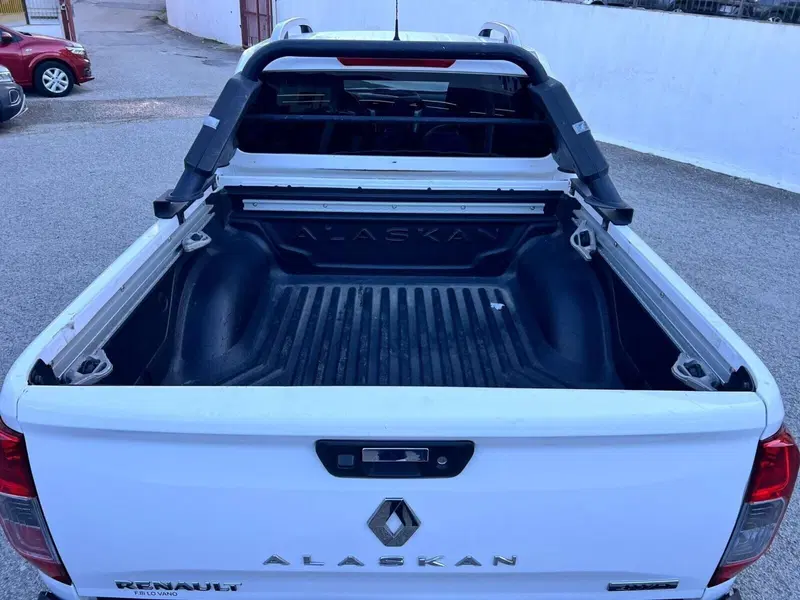 Nissan Navara usata a Messina (9)
