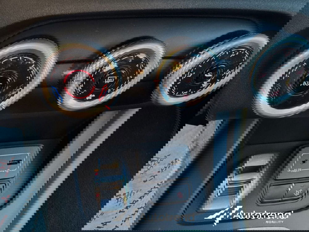 Alfa Romeo Giulietta usata a Bari (12)