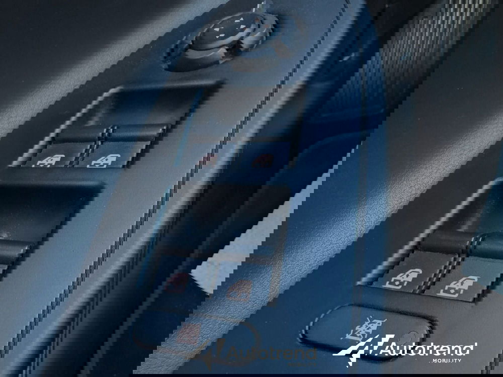 Alfa Romeo Giulietta usata a Bari (13)