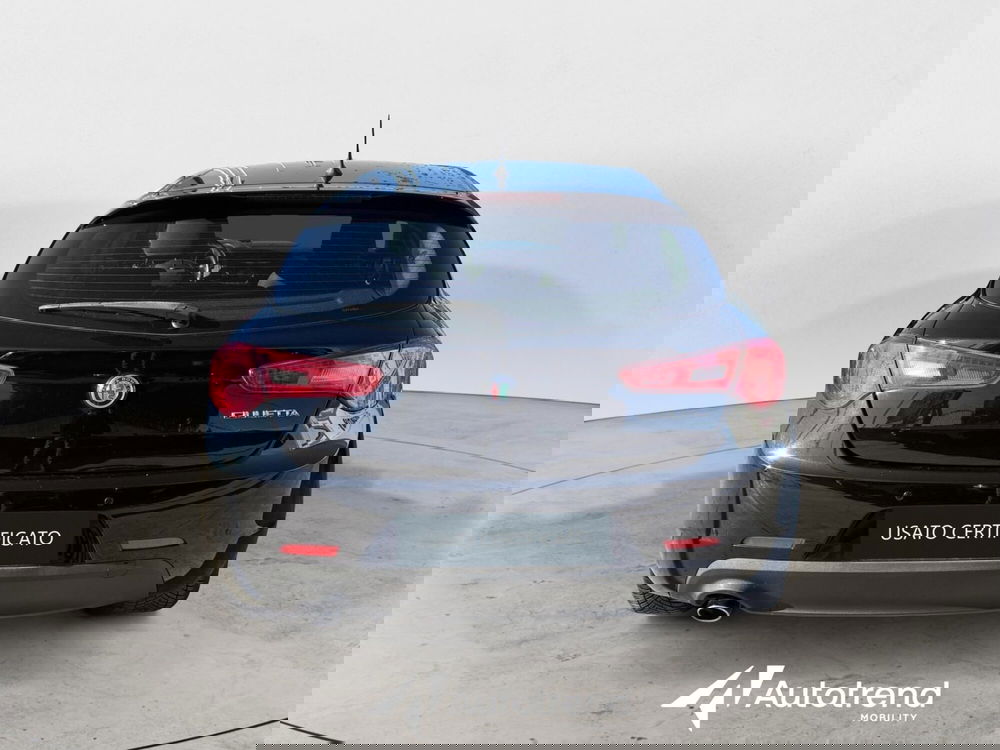 Alfa Romeo Giulietta usata a Bari (4)